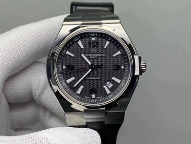 OVERSEAS SS 1:1 BEST EDITION BLACK TEXTURED DIAL ON BLACK RUBBER STRAP