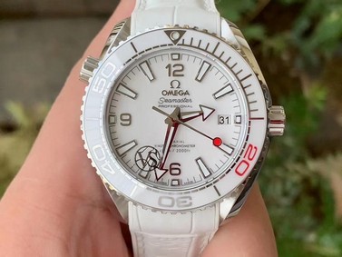 PLANET OCEAN 39.5MM OLYMPIC GAMES SS VSF 1:1 BEST EDITION WHITE DIAL ON WHITE RUBBER STRAP A8800