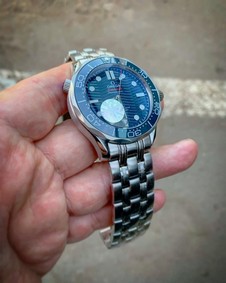 Omega Seamaster Blue Dial SS Diver