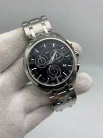 Tiss Classic Black Dial on Solid Steel Strap