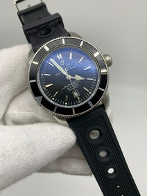 Breitling Super Ochean Black High Version on Black Rubber Strap
