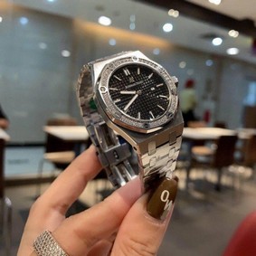 Audemars Piguet Royal Oak 33mm Silver Black Dial