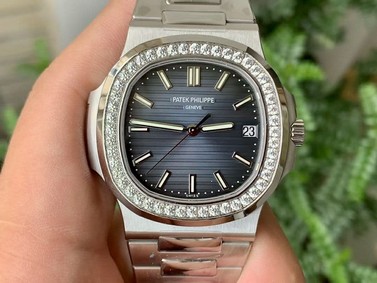 Nautilus Jumbo 5711 PF 1:1 Best Edition Blue Textured Dial Diamonds Bezel on SS Bracelet A324 Clone