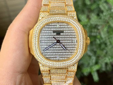 Nautilus 5719/1R RG Full Diamond PF 1:1 Best Edition on Full Diamond Bracelet A324 Clone