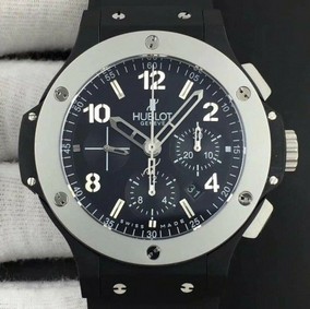 Big Bang 44mm Full Ceramic Gray Dial on Black Gummy Strap HUB4104