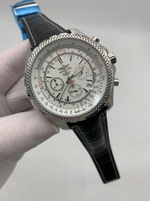 Breitling Navitimer White Dial High Version on Black Rubber Strap