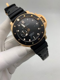 Panerai Submersible Automatic Gold Case on Black Rubber Strap