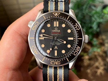 Seamster 300 "No Time to Die" Limited Edition VSF 1:1 Best Edition on SS Mesh Bracelet A8806 V4