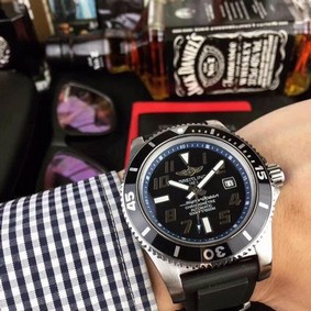 Breitling Superocean Black Blue Dial on Black Rubber Strap
