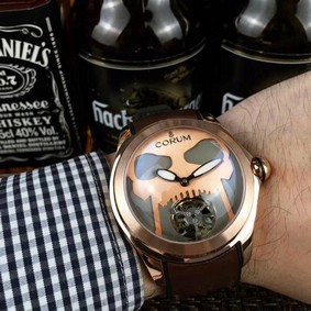 Coru Babble Case Gold Skull on Brown Leather Strap