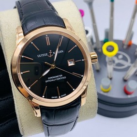 UN Classic Black Dial Gold Case on Black Leather Strap
