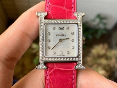Hermes H Watch 26mm YG Diamonds Bezel OXF Best Edition White Dial on Deep Red Croco Strap Ronda Quartz