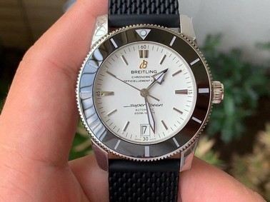 SuperOcean Heritage ii 42mm SS GF 1:1 Best Edition White Dial Black Bezel on Black Rubber Strap V2